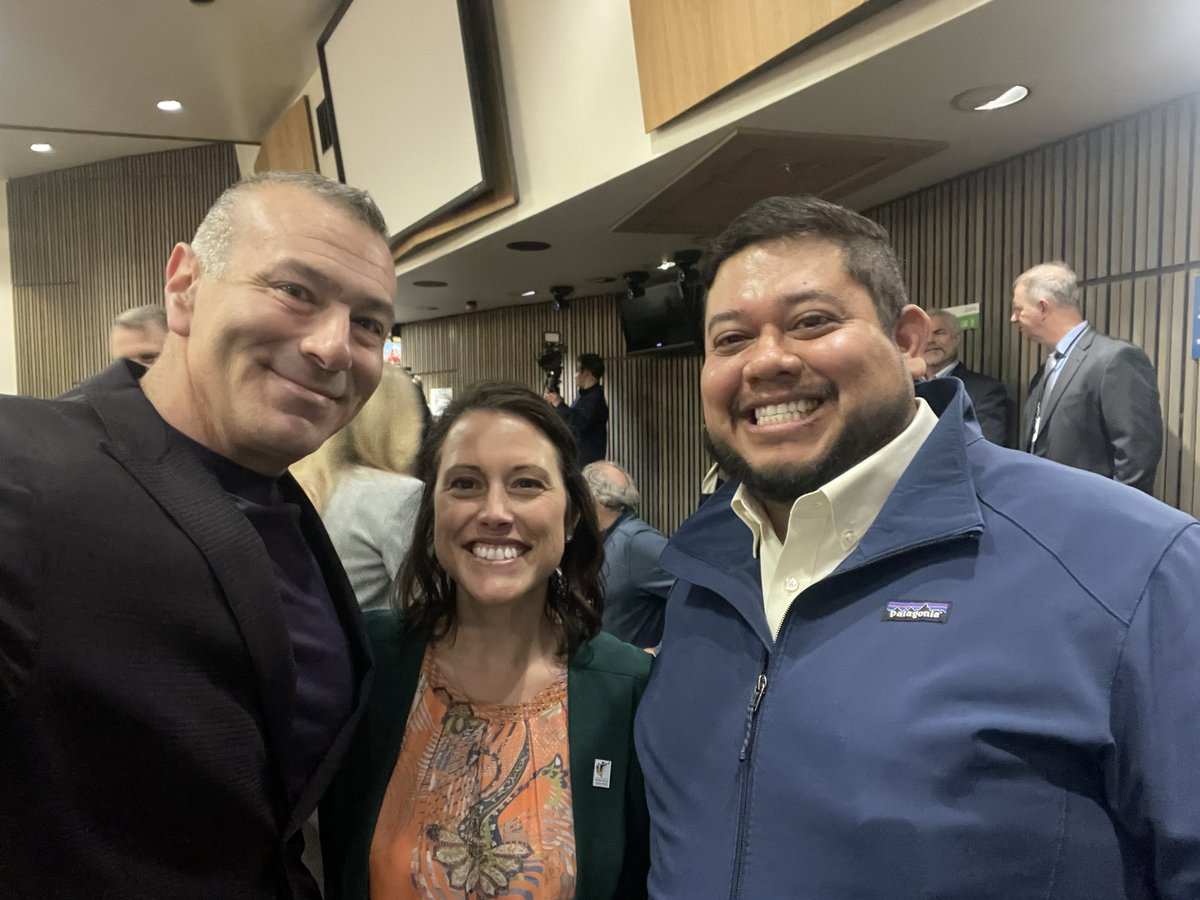 What a great week! From a fantastic fundraiser with fellow electeds, to touring our municipal court, meeting with our city engineer, attending the State of the City, hearing Senator CCM speak, meeting advocates promoting Human Trafficking education, and even donating blood, it's