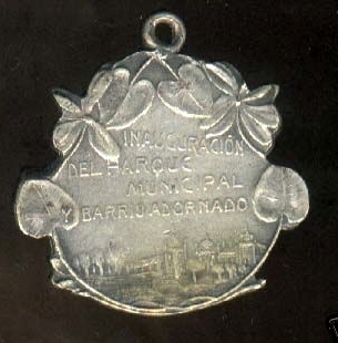 A las 11, <a href="/delabahia915/">De la Bahia 91.5</a> La bahia perdida. Hoy: un hito en la historia: la inauguración del parque Municipal. Una fiesta con asado y cerveza. Con ella <a href="/perezcompagnucc/">Julieta Pérez Compagnucci</a> me-ceba-mates <a href="/SergioSegui/">SergioSegui</a> pasión <a href="/NicoFernandezBB/">Nico Fernández - Relator ⚽️</a> mi-chico-de-humo <a href="/Serdonati/">Sergio Donati</a>  Al final: Pensar en nada, León.