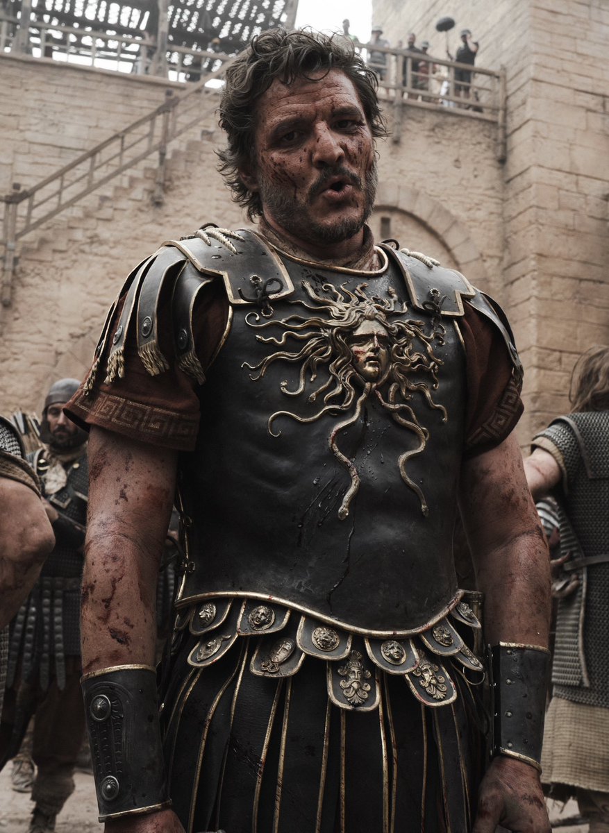 infopascalbr's tweet photo. MEU DEUS, PEDRO PASCAL!!!!

Pedro Pascal em nova Imagem liberada entre as gravações de Gladiador II

📸Via littleminx - Cuba Tornado Scott https://t.co/DG9llYf448
