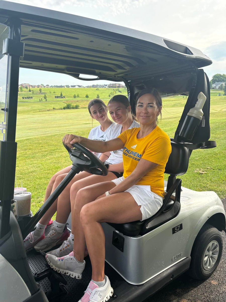 We want to wish a big Happy Birthday today to our Bethlehem Prep and JV Head Coach Lacey Miles! Lacey does so much for our program on and off the field. Thank you for all that you do! We hope you have the best day 💙⚽️💛.