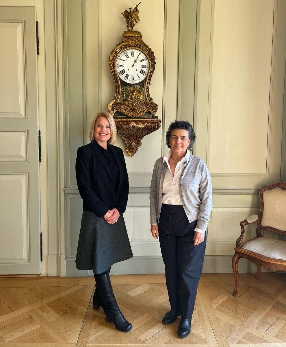 ce_jaber's tweet photo. 🤝 Productiva y amistosa reunión con la alcaldesa de @Bern_Stadt, Marieke Kruit, para fortalecer la cooperación y promover la cultura de México en Berna 🇲🇽🇨🇭🎭 ¡Atentos a los próximos eventos que celebran nuestras tradiciones! Thank you Stadtpräsidentin Kruit for your hospitality https://t.co/BbnPFERf0Q