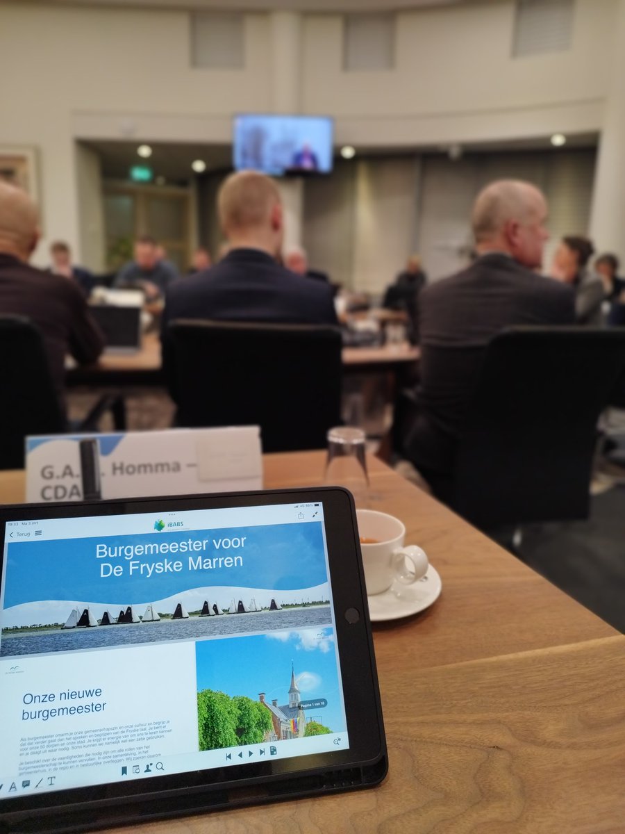 Gisteravond hebben we in een extra raadsvergadering de profielschets voor de nieuwe burgemeester van <a href="/gemeenteDFM/">gemeente De Fryske Marren</a> vastgesteld en aangeboden aan de <a href="/cdkfryslan/">CdK Brok</a>.