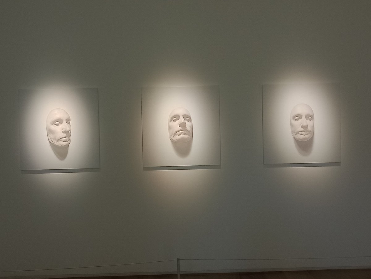 Absolutely beautiful and powerful new art exhibition
 "From Light"  <a href="/alisonjfwatt/">Alison Watt</a> <a href="/Pitzhanger/">Pitzhanger Manor & Gallery</a> don't miss it..