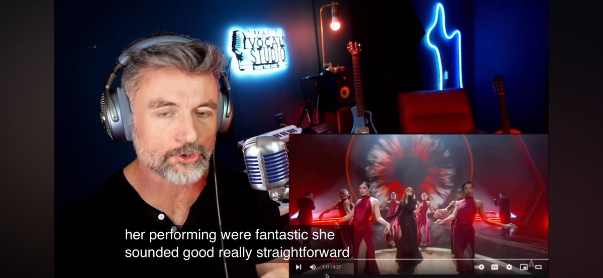 karmelkreme81's tweet image. Vocal coach breaks down Lisa singing live 😏 and it’s as we all thought….