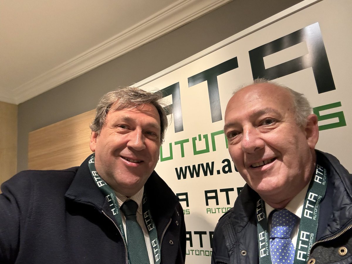 Acudiendo a la 30 asamblea de <a href="/autonomosata/">Fed. Autónomos 𝗔𝗧𝗔</a> como compromisario y mi compañero Juan Gordon