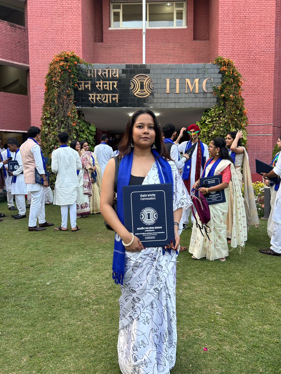 akshitaxk's tweet photo. #IIMCConvocation https://t.co/yFAq7vpbcS