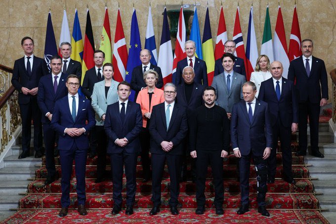 The European leaders should have worn black sweaters in solidarity !