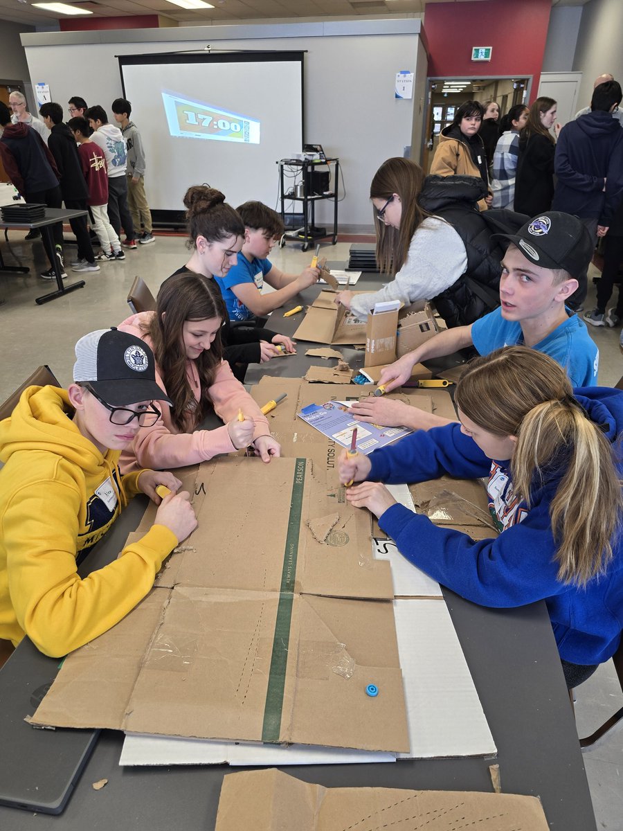 Some Make-Do activities! <a href="/TVDSB/">Thames Valley DSB</a> #innovating #InnovationValley