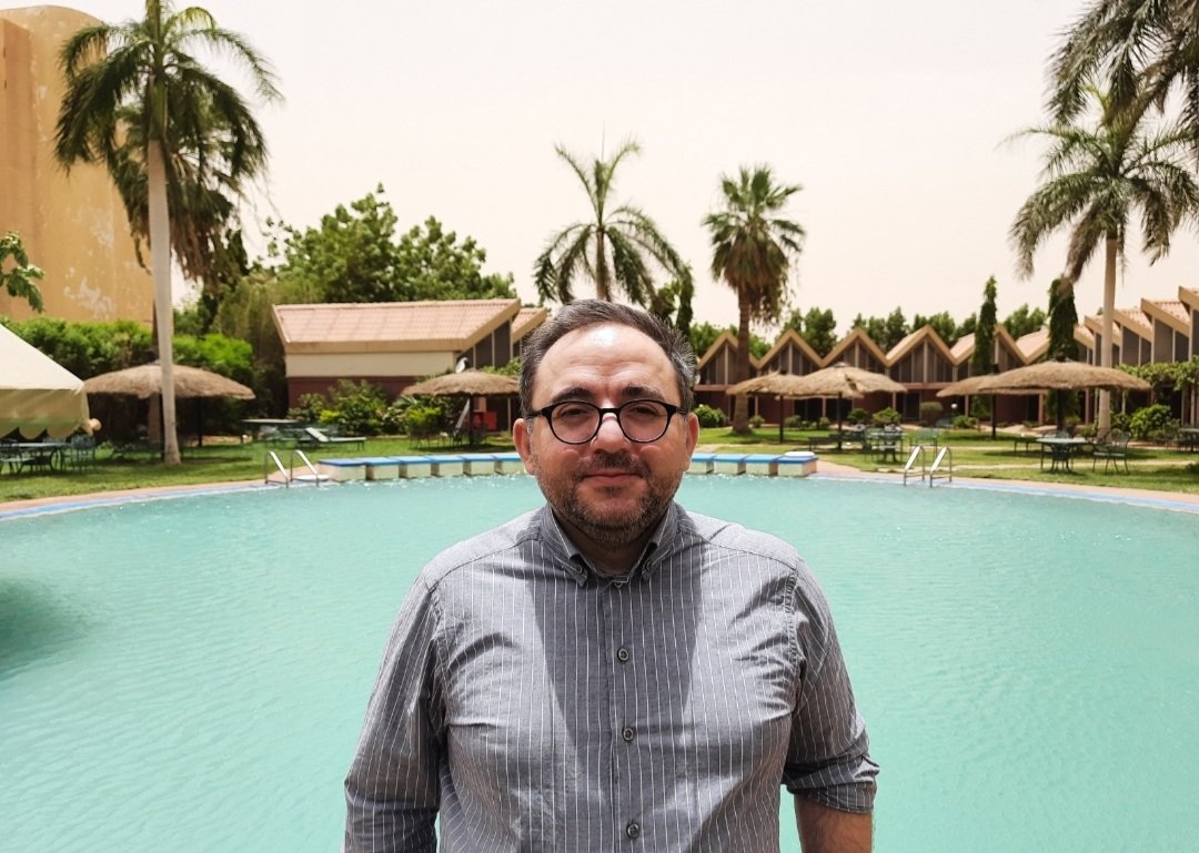 Sakarya Üniversitesi Uluslararası İlişkiler bölümünde 2009 yılında Araştırma Görevlisi olarak başladığım akademik kariyerime bugün itibariyle Profesör olarak devam edeceğim. 

Ortadoğu Çalışmaları alanında ülkemizdeki bilgi birikimine ve devletimizin politika üretimine katkıda