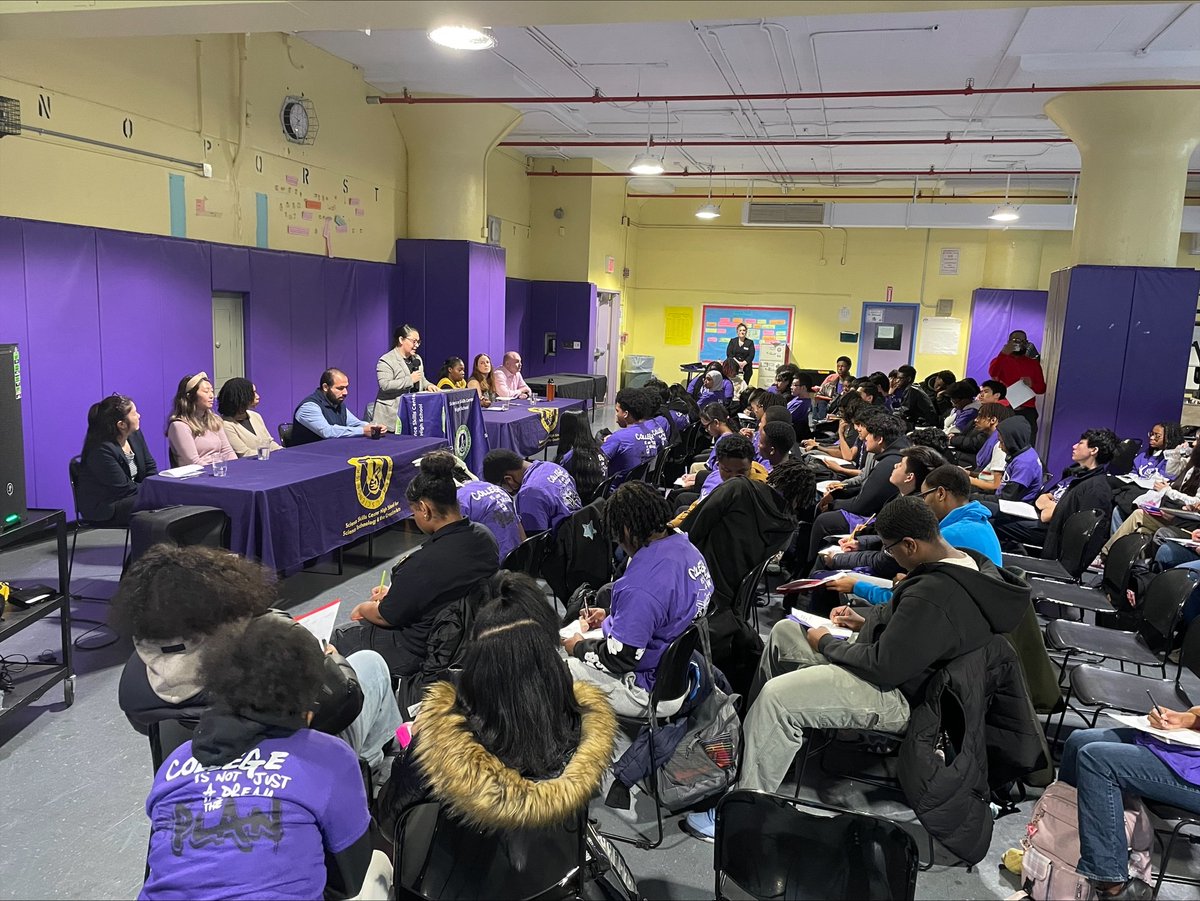 ScienceTech's tweet image. A Day with JP Morgan Chase Panelist at Science Skills