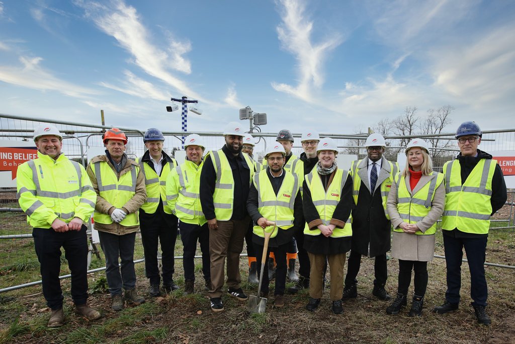 adel_khaireh's tweet image. Thrilled to join colleagues at the groundbreaking of our new SEN school in Royal Greenwich! Rowan Wood School will empower children to reach their full potential. Our SEN strategy focuses on their needs—this facility is a great investment in our borough's future.
