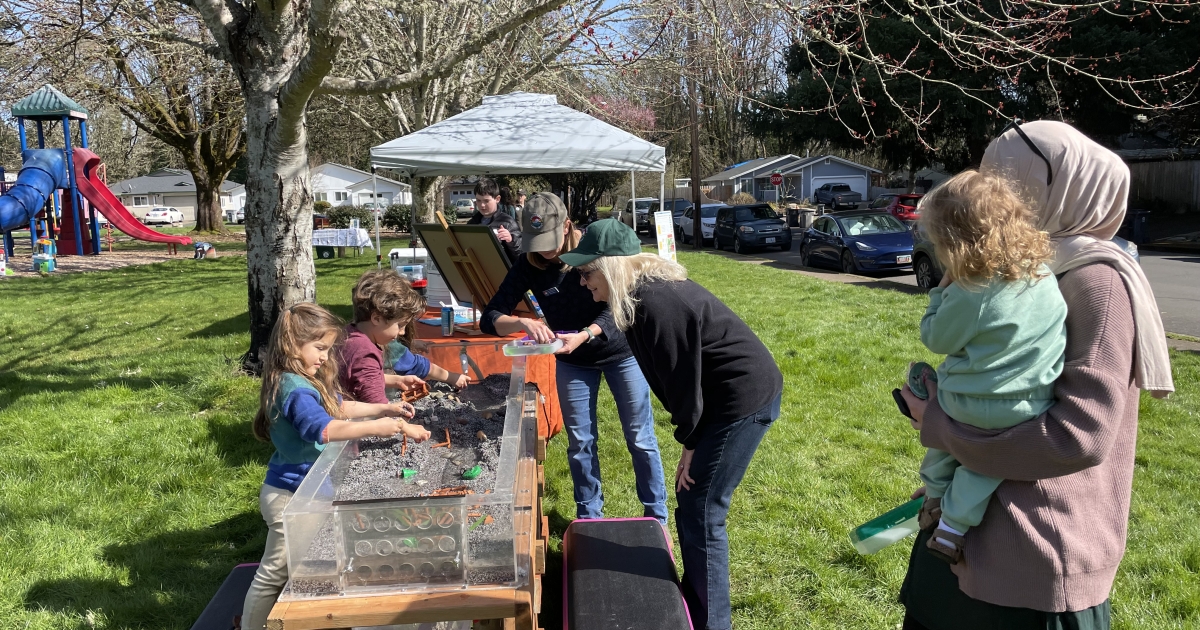 USGS in Oregon (@usgs_or) on Twitter photo Join us this Sat to learn about the wildlife that calls the Willamette Valley home! Hop over to the USGS booth at the Bruce Starker Arts Park in Corvallis to chat about amphibians, wetlands, and more!
More info about <a href="/USFWS/">U.S. Fish and Wildlife Service</a> Winter Wildlife Field Days: ow.ly/g5pb50Vawun Join us this Sat to learn about the wildlife that calls the Willamette Valley home! Hop over to the USGS booth at the Bruce Starker Arts Park in Corvallis to chat about amphibians, wetlands, and more!
More info about <a href="/USFWS/">U.S. Fish and Wildlife Service</a> Winter Wildlife Field Days: ow.ly/g5pb50Vawun