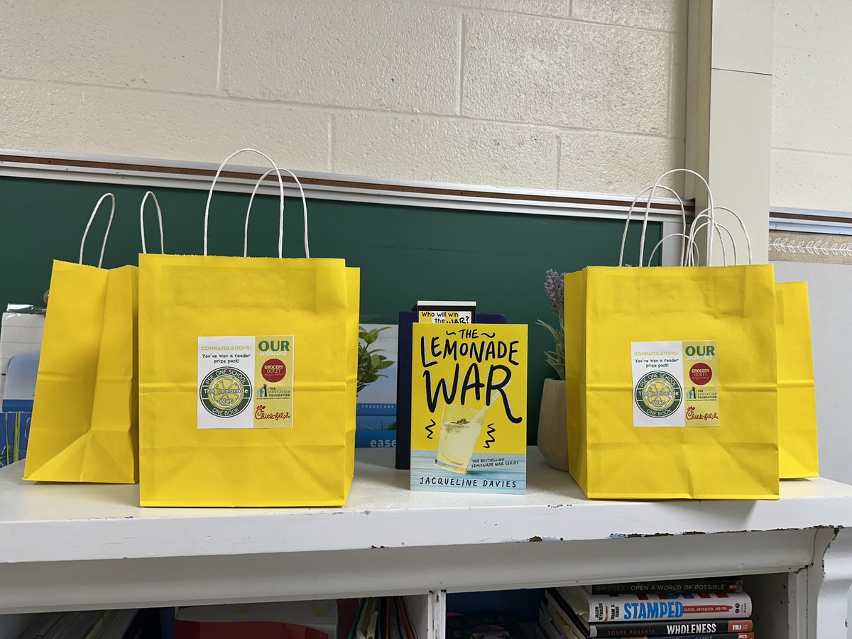 🍋So much excitement around our #OneSchoolOneBook!🍋
A special thanks to <a href="/GroceryOutlet/">Grocery Outlet</a> Cockeysville, <a href="/foundationbcps/">The Education Foundation of BCPS</a>, and <a href="/ChickfilA/">Chick-fil-A, Inc.</a> Cockeysville for their generous donations for our reader prize packs! <a href="/readtothem/">Read to Them</a> <a href="/JMartinPSES/">Jane Martin</a> <a href="/Tommy_Fare/">Tommy Fare</a> <a href="/PotSpring_PTA/">Pot Spring PTA</a> <a href="/BCPS_ELA/">BCPS ELA</a>