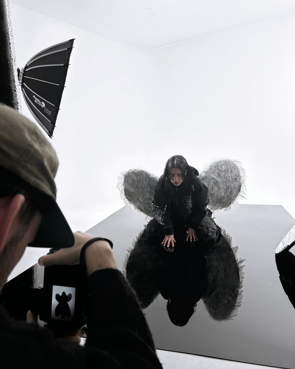 DropDeadUK's tweet image. BTS @ DDHQ