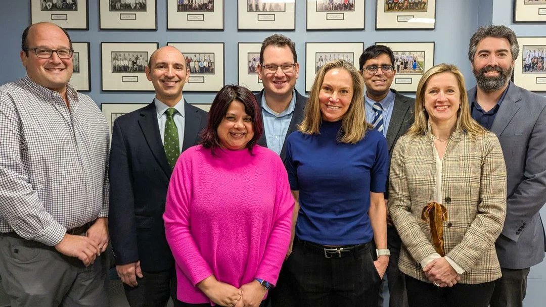 OncoDaily (@oncodaily) on Twitter photo Dana-Farber has elected the largest cohort of physician-investigators to the 2025 class of ASCI
<a href="/DanaFarber/">Dana-Farber</a> <a href="/FilbinMariella/">Mariella Filbin</a> <a href="/ManciasLab/">Mancias Lab</a> <a href="/Oser_Lab/">OserLab</a> <a href="/AbbyRosenbergMD/">Abby Rosenberg, MD, MS, MA</a> <a href="/Nilay_Sethi/">Nilay Sethi</a> <a href="/srviswanathan/">Srinivas Viswanathan</a>
oncodaily.com/blog/dana-farb…
#ASCI #Cancer #OncoDaily #Medicine #Oncology #MedEd #MedX Dana-Farber has elected the largest cohort of physician-investigators to the 2025 class of ASCI
<a href="/DanaFarber/">Dana-Farber</a> <a href="/FilbinMariella/">Mariella Filbin</a> <a href="/ManciasLab/">Mancias Lab</a> <a href="/Oser_Lab/">OserLab</a> <a href="/AbbyRosenbergMD/">Abby Rosenberg, MD, MS, MA</a> <a href="/Nilay_Sethi/">Nilay Sethi</a> <a href="/srviswanathan/">Srinivas Viswanathan</a>
oncodaily.com/blog/dana-farb…
#ASCI #Cancer #OncoDaily #Medicine #Oncology #MedEd #MedX