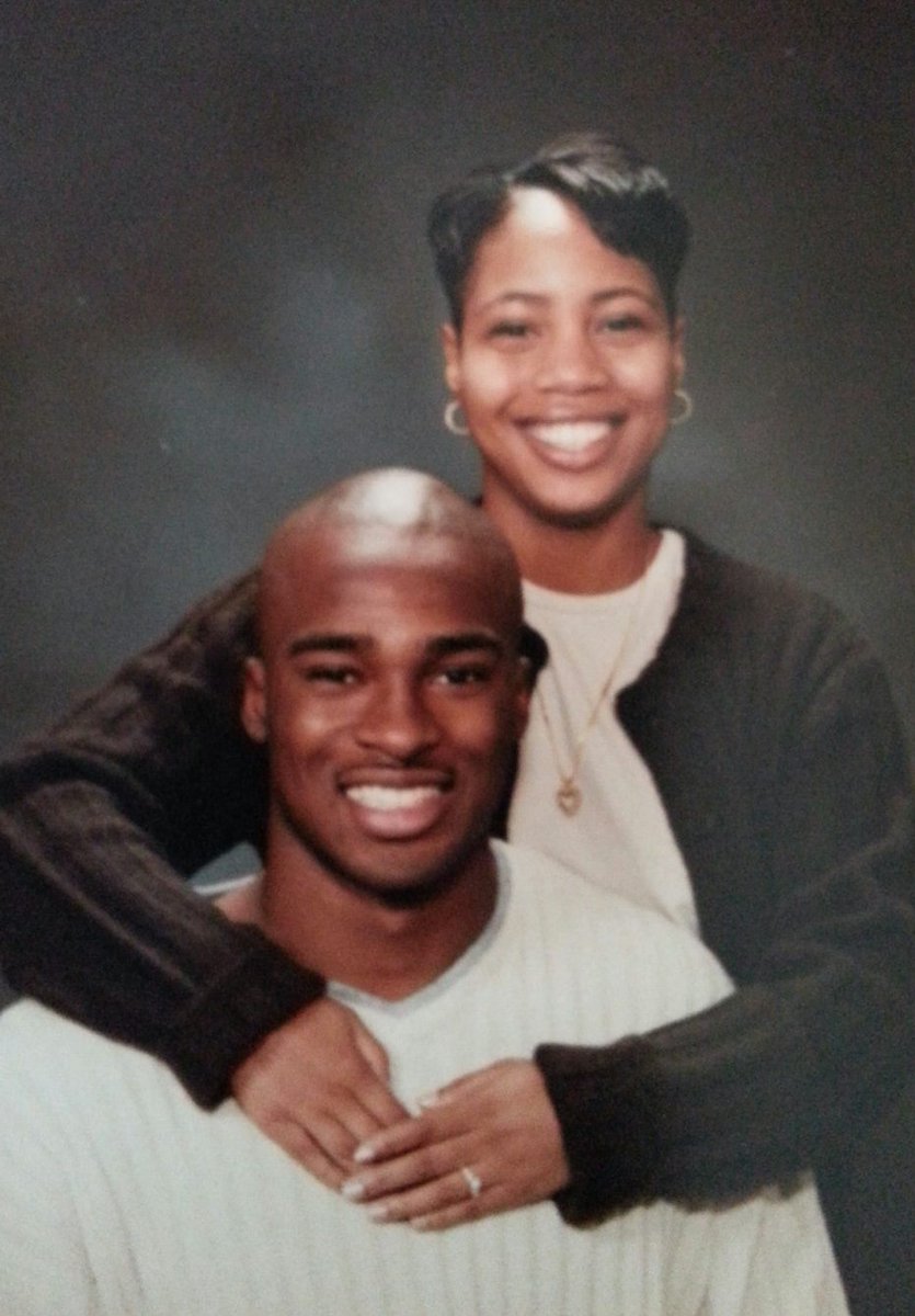 Van Hiles tweet media