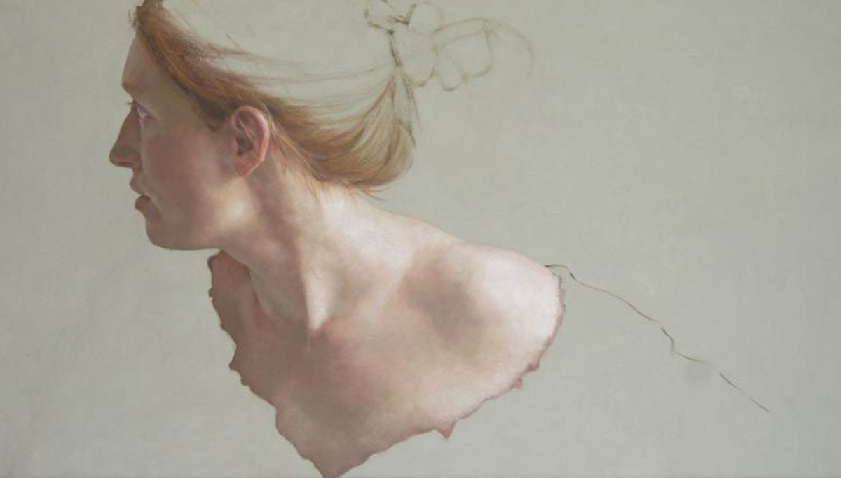 Just about to embark on an exciting new commission so thought I'd post some old favorites on here while I'm keeping new work under wraps!

"Unaware" 
Oil on canvas 64x35cm
2007