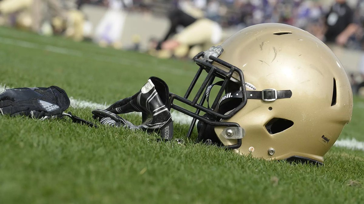 First college football practice today!   Go Terriers!!! 
<a href="/JacobPoag/">Jacob Poag</a> <a href="/Coach_Doolittle/">Mitch Doolittle</a> <a href="/TheChrisRubio/">Rubio Long Snapping®</a> <a href="/Bobby_Joe_14/">Bobby Joe</a> <a href="/AdamBooker919/">Adam Booker</a>