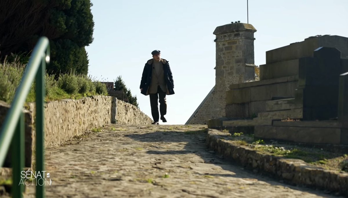 Pour ce documentaire de <a href="/fabrecker/">Fabien Recker</a> pour <a href="/publicsenat/">Public Sénat</a> sur le narcotrafic en zones rurales, nous sommes allés dans l’Orne et dans la Manche car la drogue dure ne concerne plus seulement les grandes villes. 
À Réville, des ballots de cocaïne se sont échoués en 2023