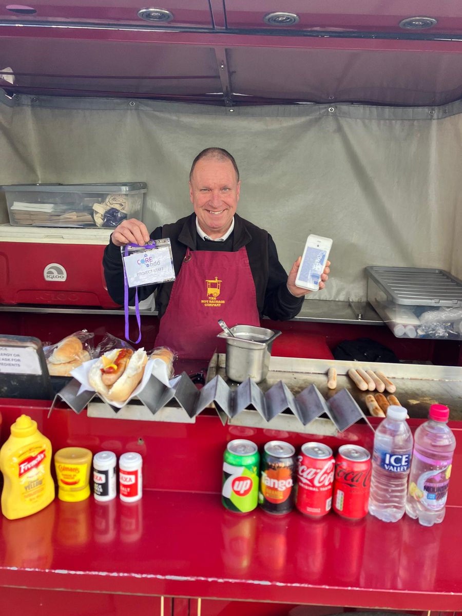ConnectingCambs's tweet image. As part of the CORE project we’re testing how 5G Open RAN can enhance connectivity in busy urban environments.

The Hot Sausage Co helped test our 5G network by tethering to the network &amp;amp; connecting a Point-of-Sale device to experience high-speed, reliable connectivity!

#COREHDD