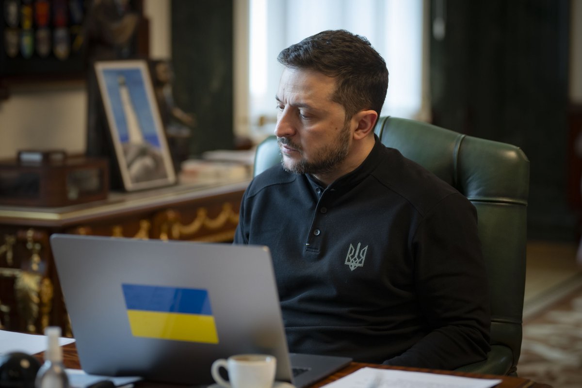 Volodymyr Zelenskyy / Володимир Зеленський (@zelenskyyua) on Twitter photo I spoke with Prime Minister of Greece <a href="/kmitsotakis/">Kyriakos Mitsotakis</a> and inform him about the leaders’ summit in London.
We are working on a joint plan of action that will allow us to end the war as soon as possible, strengthen Ukraine, and develop specific security guarantees. We must move I spoke with Prime Minister of Greece <a href="/kmitsotakis/">Kyriakos Mitsotakis</a> and inform him about the leaders’ summit in London.
We are working on a joint plan of action that will allow us to end the war as soon as possible, strengthen Ukraine, and develop specific security guarantees. We must move