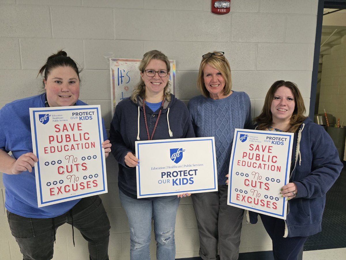 TFT members and amazing educators standing up for students, standing up for public education and providing choices. <a href="/OFTunion/">Ohio Fed. of Teachers</a> <a href="/AFTunion/">AFT</a>