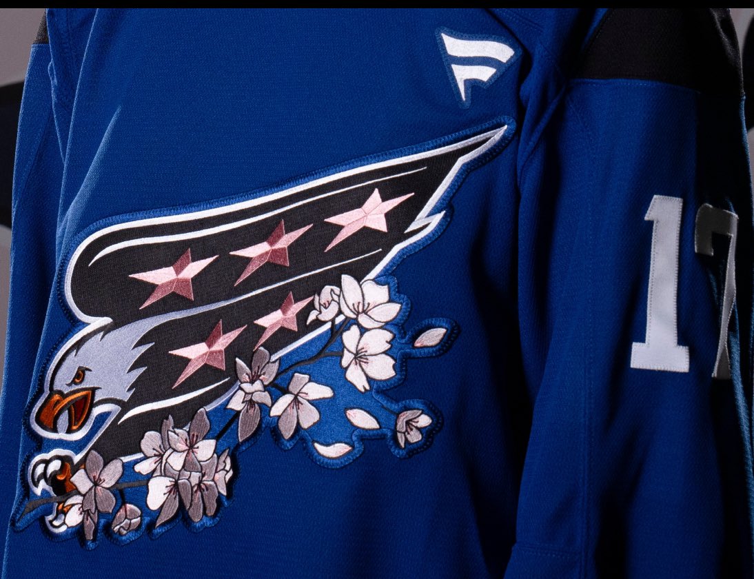 darrenrovell's tweet image. The @Capitals have unveiled their Cherry Blossom Uniform. 

Will wear before 3/18 game vs Red Wings, auction off worn jerseys after that + offer cherry blossom merch locally.