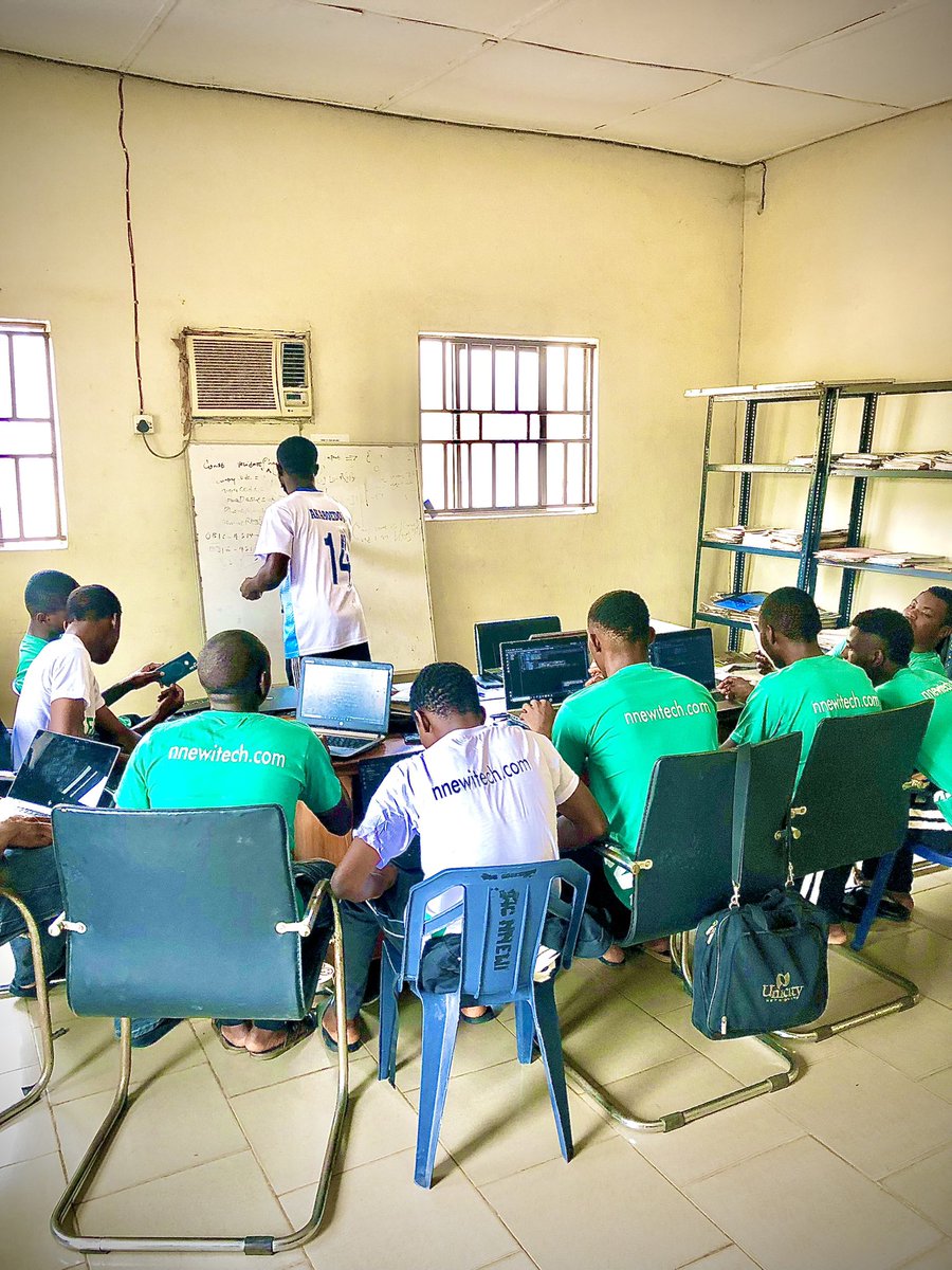 TechFacultyNG's tweet image. Tech in action! Our students are diving deep into coding, web design, and AI at the bootcamp.The future is being built here! 
#LearnTechToday #FutureInTech #TechSkillsThatPay #DigitalRevolution #TechEducation #NnewiTech #TechBootcamp #Coding #AI #WebDevelopment #Trending #explore