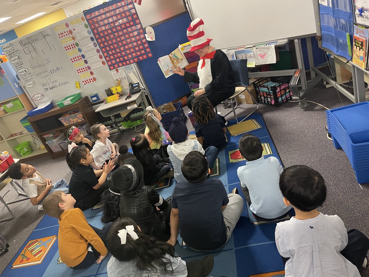Thank you Cat in the Hat for reading to us today!  #believeinflc