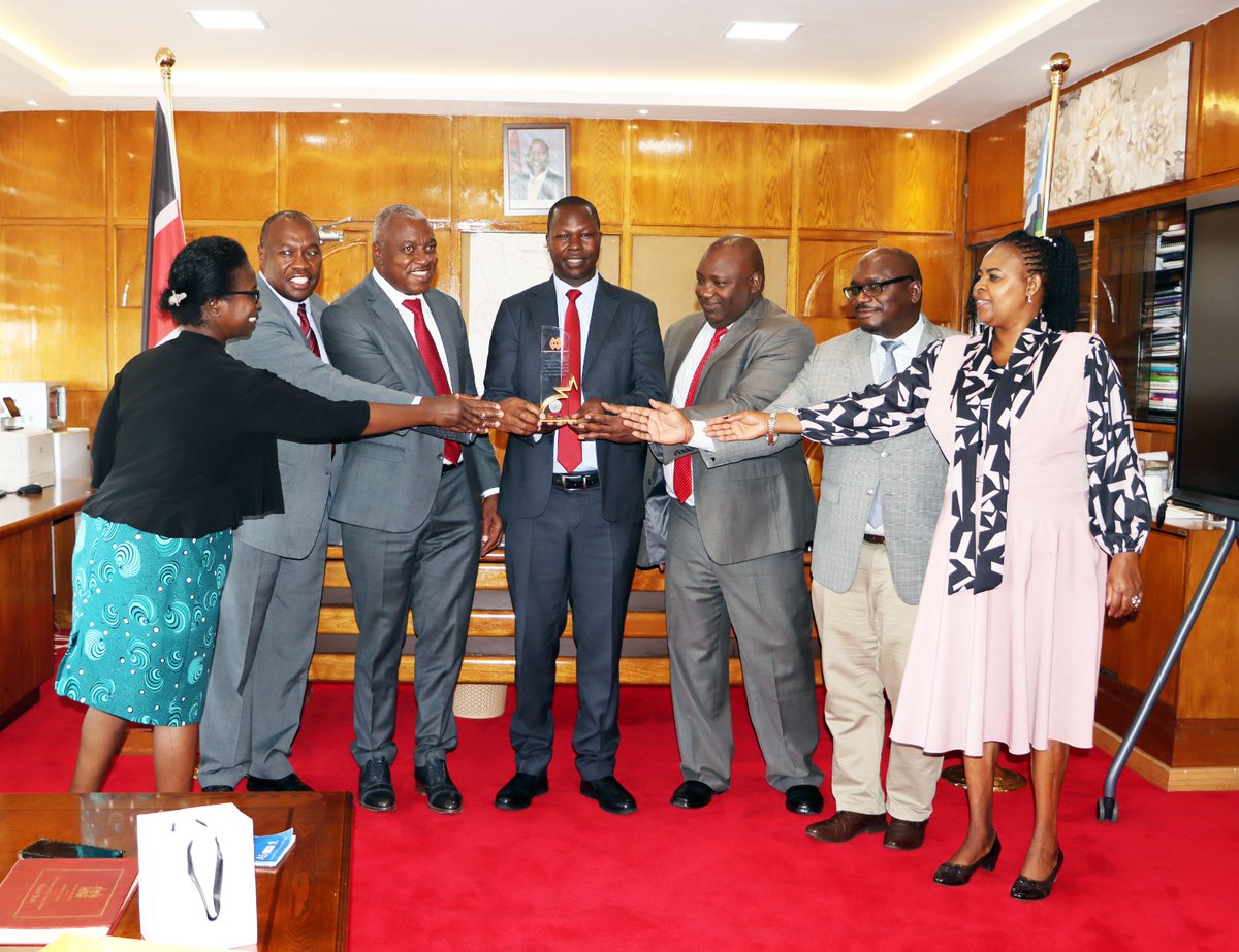 Today, SDPW Heads of Departments and staff paid a courtesy call to PS Hon. Arumonyang CBS, to commemorate his Presidential Honorary Award. The team expressed their heartfelt congratulations &amp; appreciation.The PS emphasized on importance of teamwork, fostering unity and motivation