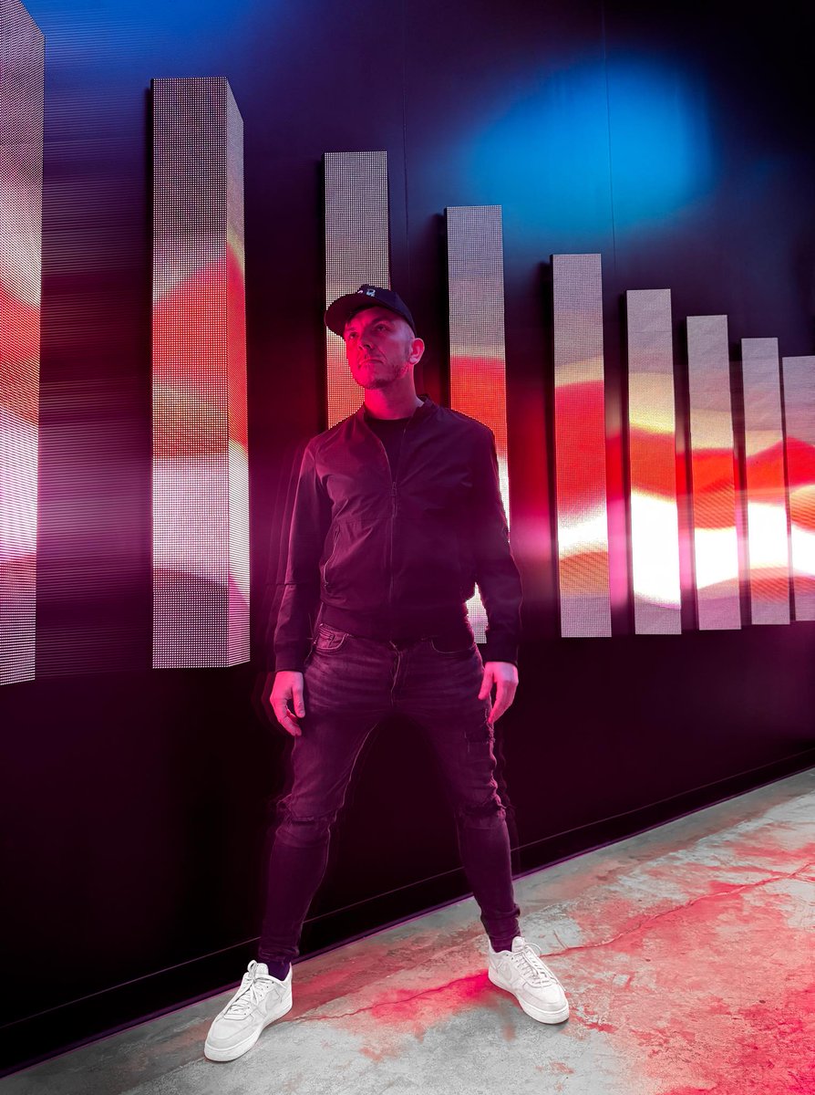 3rdPrototype's tweet image. Lose Control with I.GOT.U is coming soon on FRKNTN.
Pre-save:lnk.site/fn087