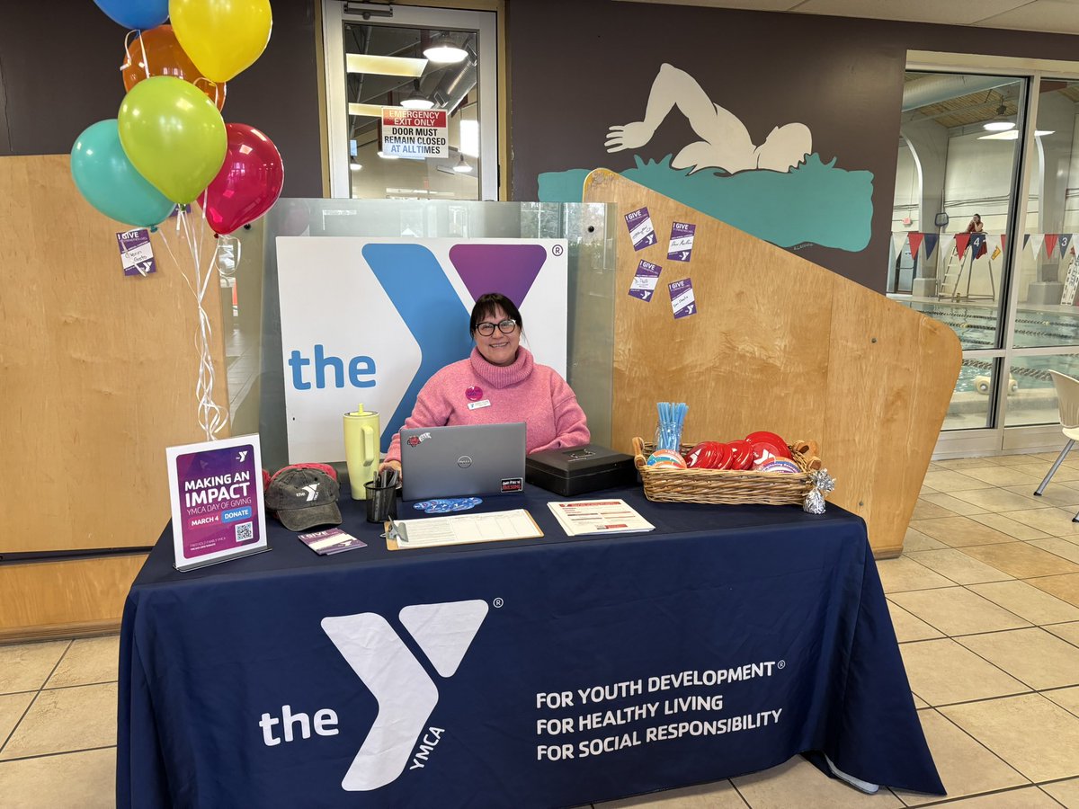 LastellaStacey's tweet image. Kicking off Annual Day of Giving @ymcaGMC Freehold this morning π΄ββοΈπ @FHFYMCA #makinganImpact ππ
