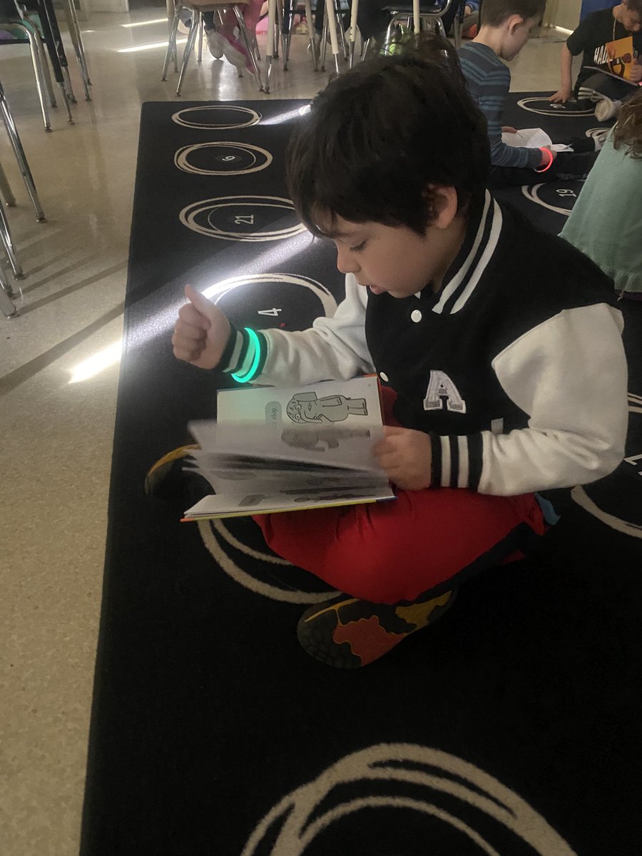 D. E. A. R time in 1CP! 📖<a href="/ces_misspetrone/">Miss Petrone</a> <a href="/CentralES1/">Central ES</a>