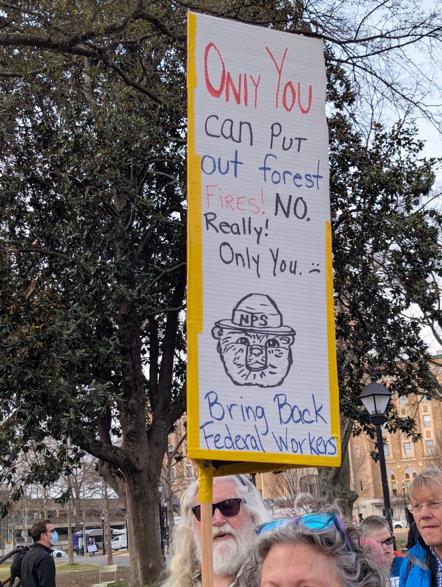 Nora Thompson (@noraleet) on Twitter photo 