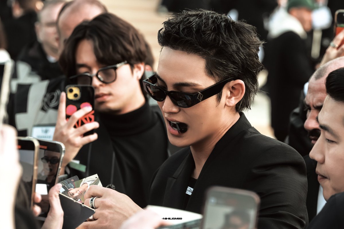 Nihilism_mm's tweet image. 250304

DIOR PRINCE MINGYU AT PFW
#MINGYUxDiorAW25 #ParisFashionWeek
#DiorAW25 @dior @pledis_17