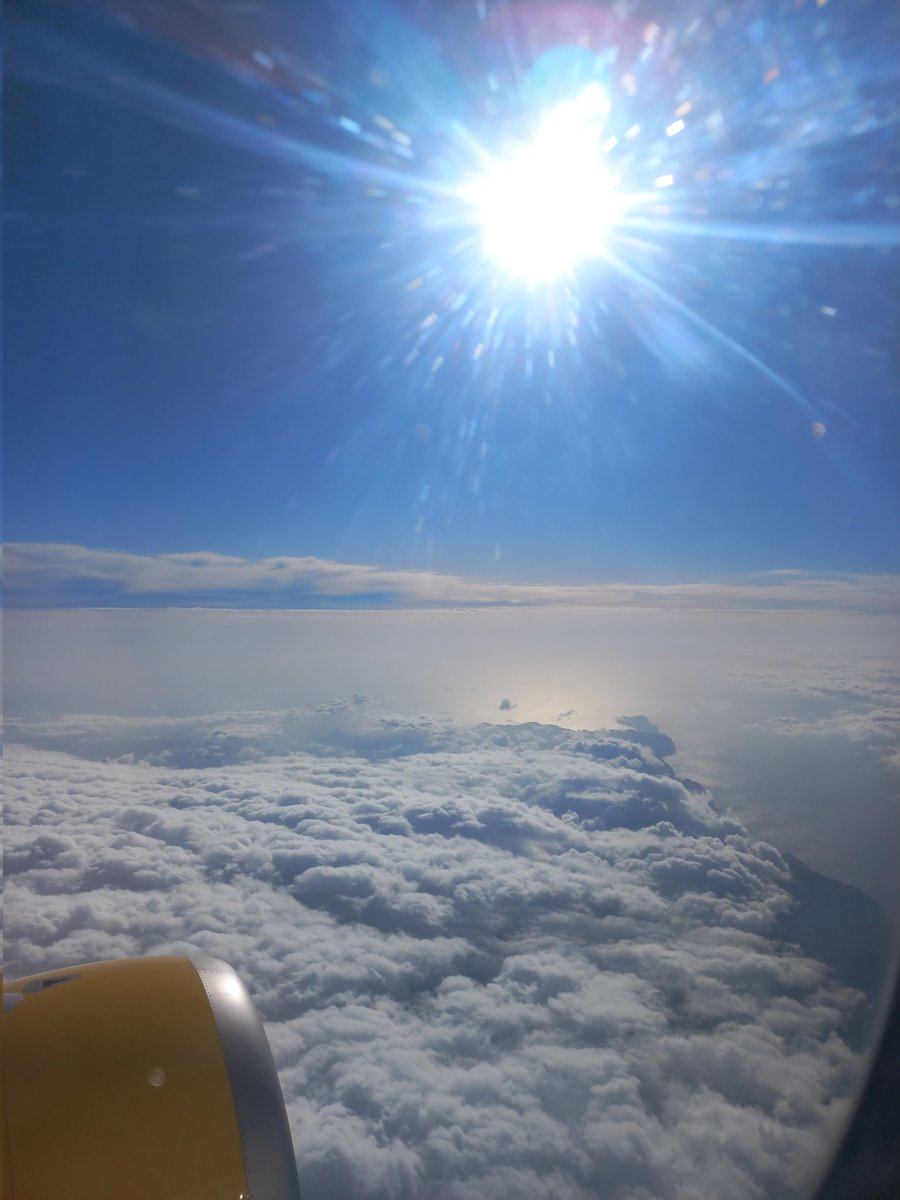 Mar de niguls damunt Mallorca avui, però el ponent i costa de Tramuntana lliures de nuvolositat. <a href="/TempsIB3/">El temps IB3</a> <a href="/MiquelSalamanca/">Miquel Salamanca</a> <a href="/Meteodemallorca/">Balearsmeteo</a> <a href="/AEMET_Baleares/">AEMET_Baleares</a>