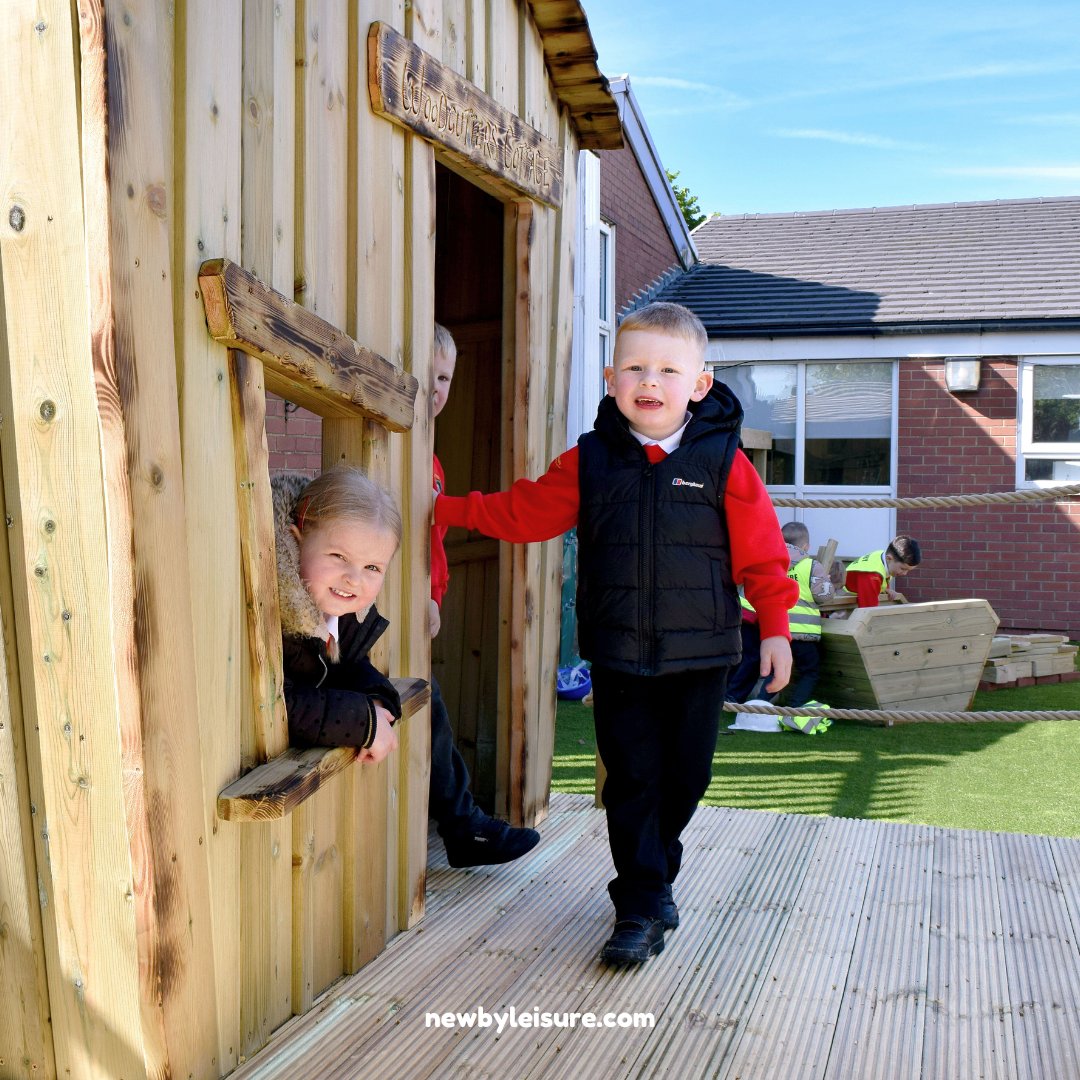The sun is shining &amp; Spring is fast approaching! 🌤️

Outdoor play in #earlyyears is great for many reasons, those including:
🍃Great source of Vitamin D
🍃Increases social skills
🍃Improves mental health
🍃Aids physical development

Will you be spending time outdoors this week?🌳