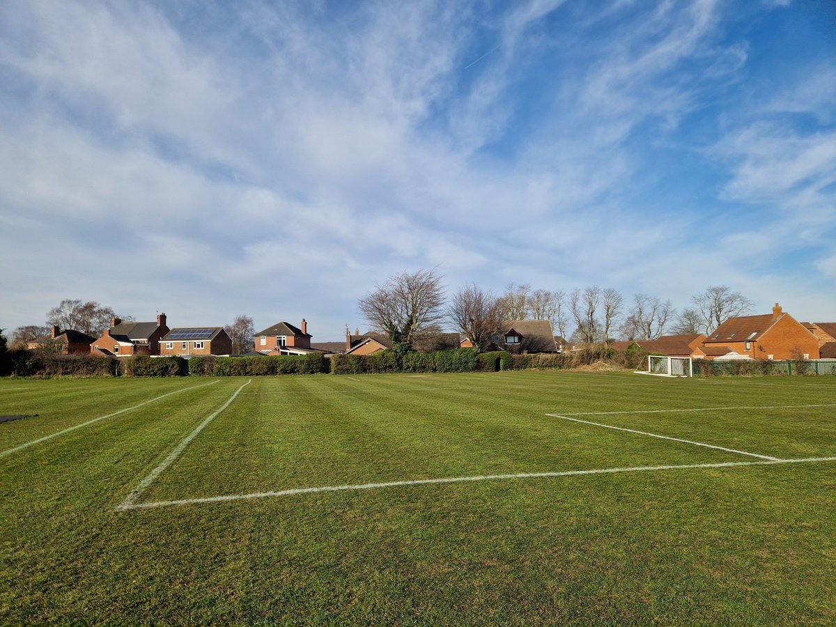 BCSA2016's tweet image. 📣Spring is in the air, Broughton Rec Field gets it 1st cut of the year ⚽️🌱☀️👍

📣Pitches have come through the winter well, soon be starting our end of season renovations 👍

📣All made possible by our dedicated volunteers &amp;amp; support from @FootballFoundtn @wearetheGMA