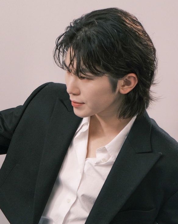joshuaskwan's tweet photo. cry for me [3.4k] 

- #hoonsol au 

⟡ explicit, pwp
⟡ producer!jihoon and producer!hansol
⟡ top hansol, bottom jihoon
⟡ fluffy smut

https://t.co/R4kY4F4LN4 https://t.co/5zU90kcQ4k