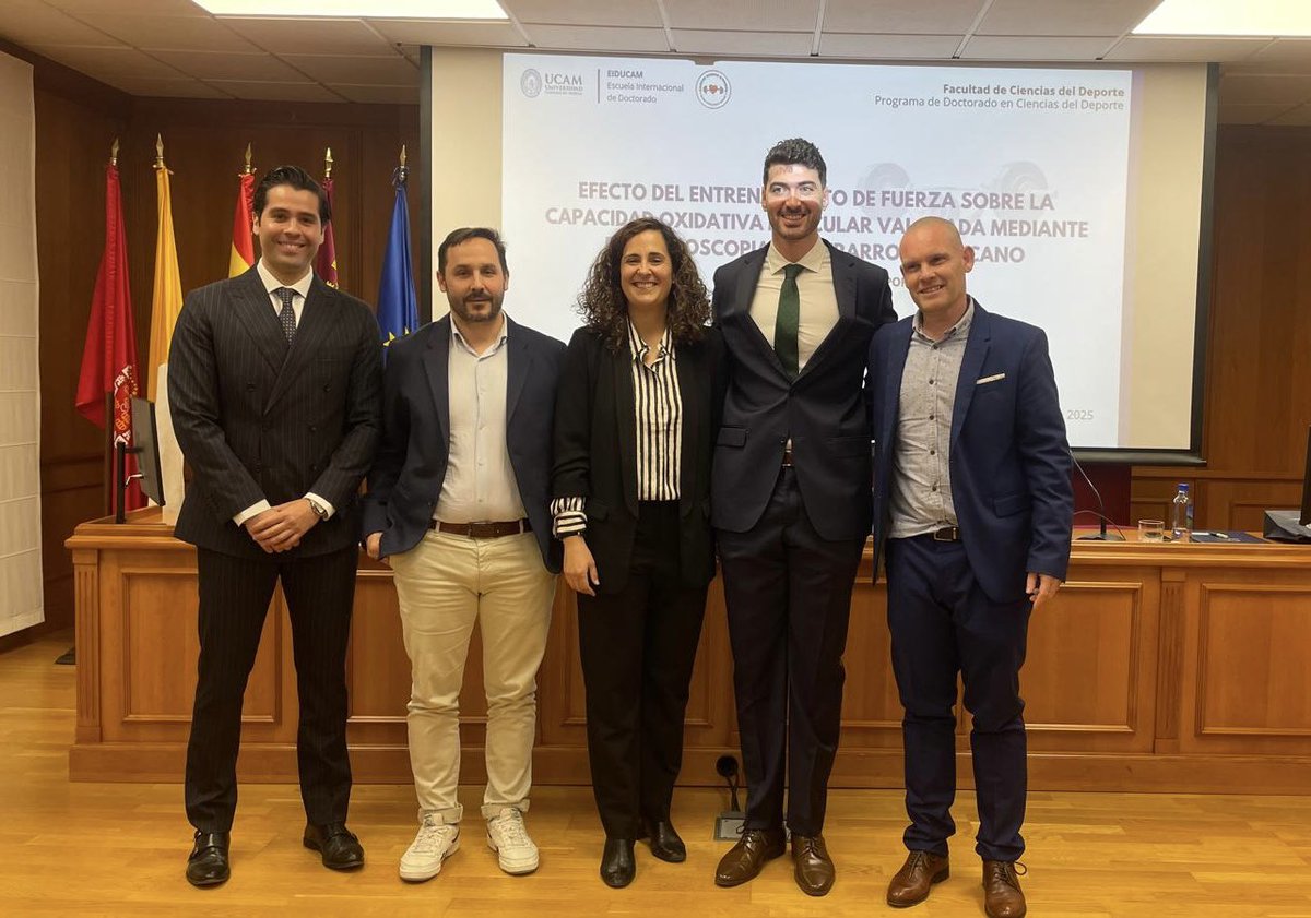 Un placer formar parte del Tribunal Evaluador de una tesis doctoral de esta calidad. Enhorabuena al ya doctor Agustín Jerez por su magnífica defensa y a su director Salva Romero-Arenas.