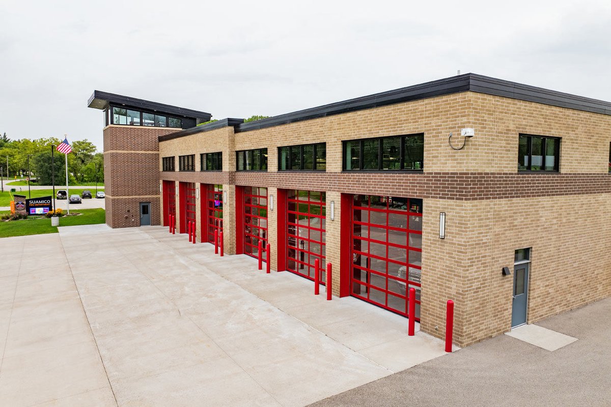 County Materials’ Reflection Stone Masonry Units transformed the Suamico Fire Station, creating a stunning rustic appearance with minimal need for ongoing maintenance or repairs. 

Learn more about this project: hubs.li/Q03962Yp0