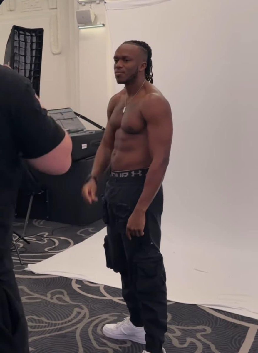 BoxdInPromotion's tweet image. .@KSI and .@dillondanis physique comparison ahead of their fight 👀🥊

#KSIDanis