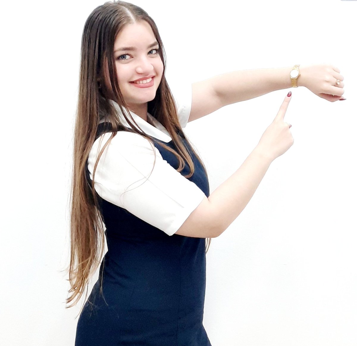 🤩 Obtén la hora exacta ⏰ ️en cualquier momento del día. 🤩 Este servicio está disponible en tu teléfono fijo ☎️ con solo marcar *30#. 🥳🤩💯
#ConsejoÚtil
#EtecsaConCuba
#STB