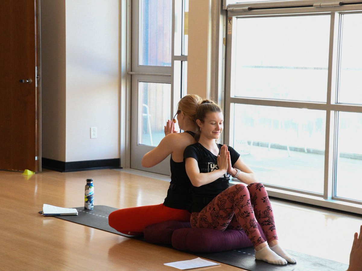 UConnRec's tweet image. February flew by...looking forward to March! ⏪ 🏋️ 🌷 🍀 #UConnRec #SpringSoon