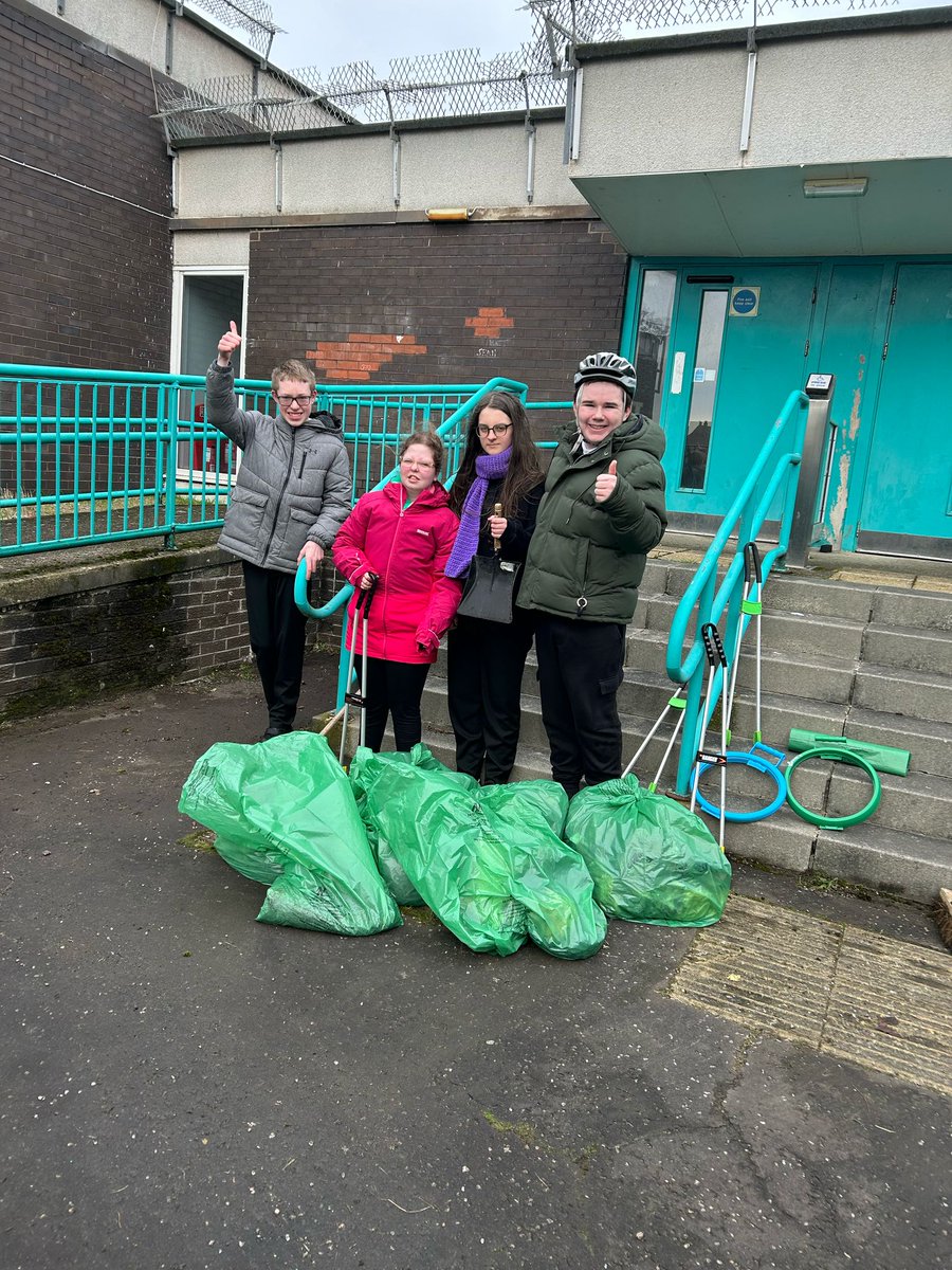 SSR (@ssrirvineroyal) on Twitter photo Some of our young people worked super hard to clean up part of the school grounds, which was a mess due to January's storm damage. Great job π <a href="/IrvineRoyalAcad/">Irvine Royal Academy</a> Some of our young people worked super hard to clean up part of the school grounds, which was a mess due to January's storm damage. Great job π <a href="/IrvineRoyalAcad/">Irvine Royal Academy</a>
