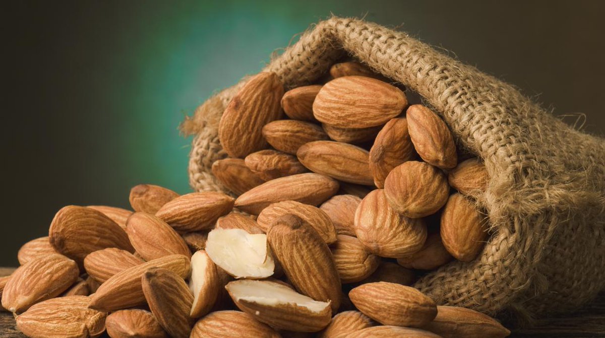 Vida Rural (@vrural) on Twitter photo Desde el inicio de la campaña, los precios de la #almendra han registrado una subida continuada, superando el 33% de incremento y alcanzando valores por encima de los 5,70 €/kg de almendra en grano
Más información aquí 👇
shorturl.at/QwAim
<a href="/Almendrerasur/">Almendrera del Sur</a> #Agricultura Desde el inicio de la campaña, los precios de la #almendra han registrado una subida continuada, superando el 33% de incremento y alcanzando valores por encima de los 5,70 €/kg de almendra en grano
Más información aquí 👇
shorturl.at/QwAim
<a href="/Almendrerasur/">Almendrera del Sur</a> #Agricultura