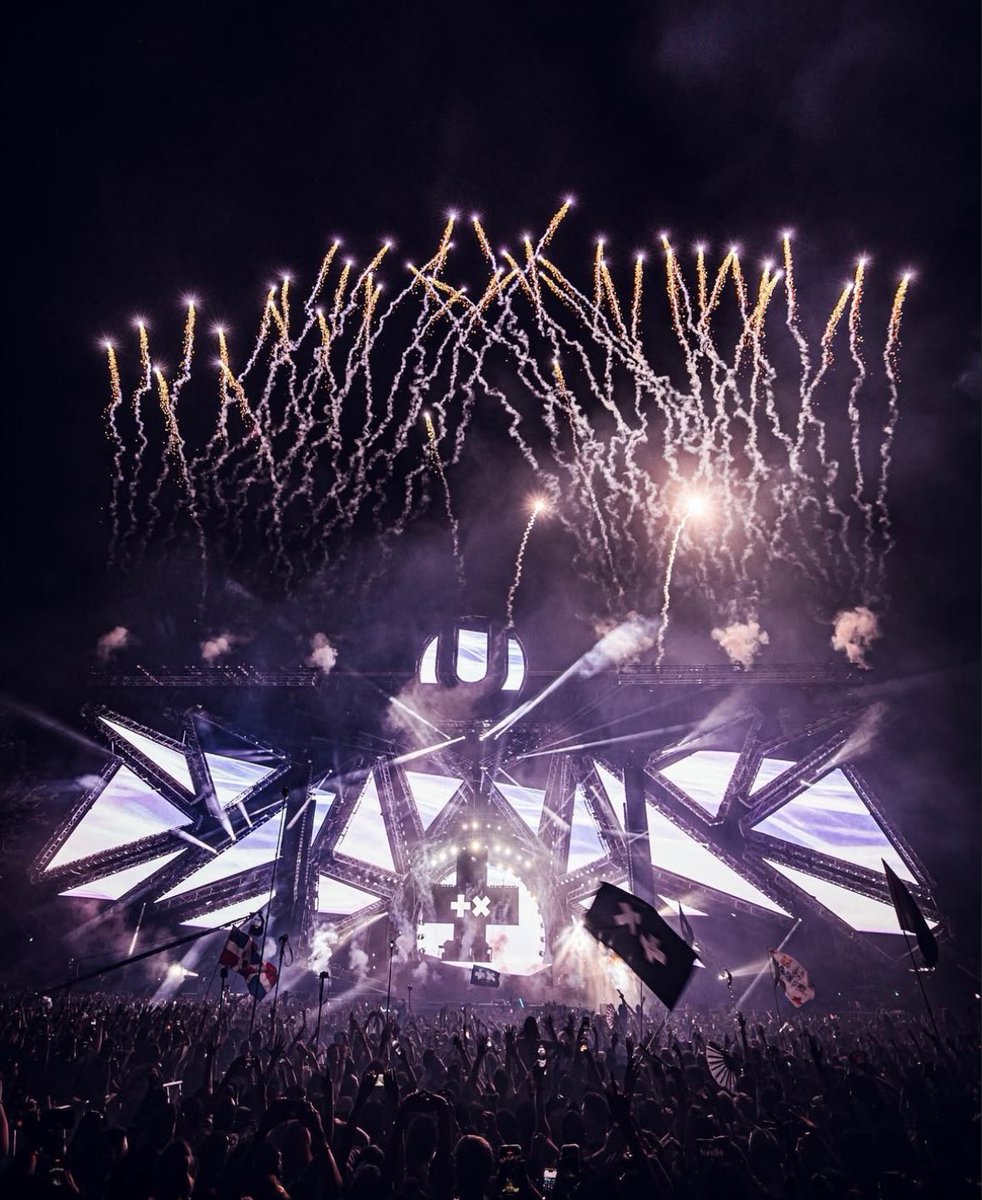 Dancing Astronaut (@dancingastro) on Twitter photo MARTIN GARRIX. ULTRA SUNDAY CLOSER.
Was not expecting that at all but oh my fkn god it’s actually happening <a href="/MartinGarrix/">MARTIN GARRIX</a>
(📸: <a href="/louisvanbaar/">Louis van Baar</a>) <a href="/ultra/">Ultra Music Festival</a> MARTIN GARRIX. ULTRA SUNDAY CLOSER.
Was not expecting that at all but oh my fkn god it’s actually happening <a href="/MartinGarrix/">MARTIN GARRIX</a>
(📸: <a href="/louisvanbaar/">Louis van Baar</a>) <a href="/ultra/">Ultra Music Festival</a>