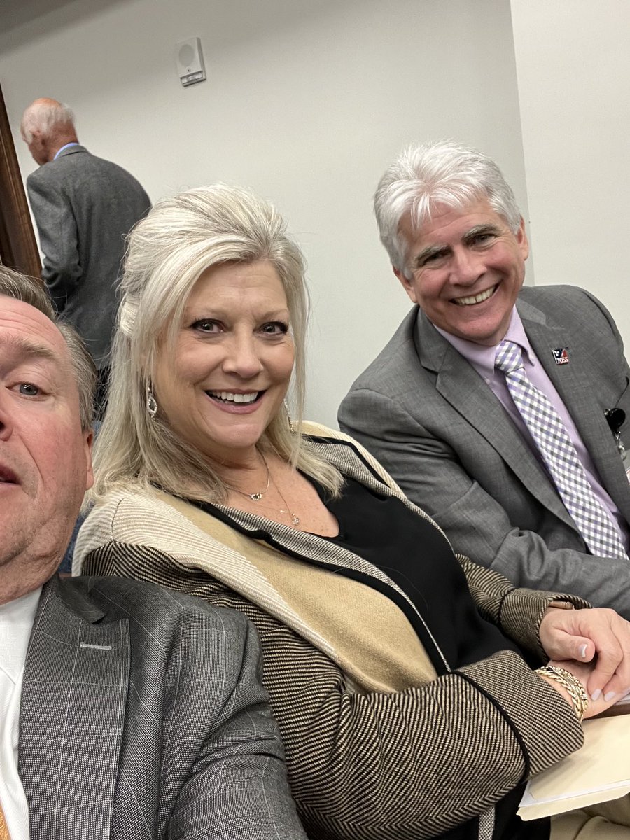 Dale Lynch tweet media