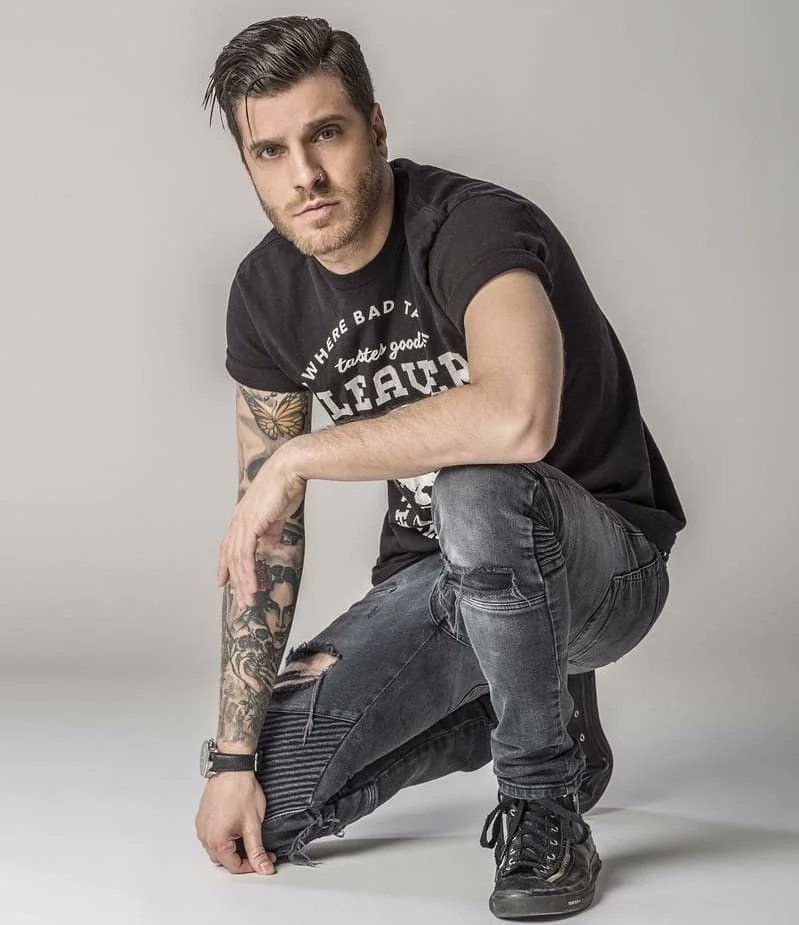 Joe Bob Briggs (@therealjoebob) on Twitter photo Sure he looks good now, but wait til <a href="/spencerink/">Spencer Charnas</a>, founder and lead singer of <a href="/ICENINEKILLS/">ICE NINE KILLS</a>, ends up in the torture chair of our own <a href="/profmorte/">Shane Morton</a> who will accept the challenge to create the ugliest face in the history of horror. Friday at 9 EST/6 Pacific on the <a href="/Shudder/">Shudder</a> live feed! Sure he looks good now, but wait til <a href="/spencerink/">Spencer Charnas</a>, founder and lead singer of <a href="/ICENINEKILLS/">ICE NINE KILLS</a>, ends up in the torture chair of our own <a href="/profmorte/">Shane Morton</a> who will accept the challenge to create the ugliest face in the history of horror. Friday at 9 EST/6 Pacific on the <a href="/Shudder/">Shudder</a> live feed!