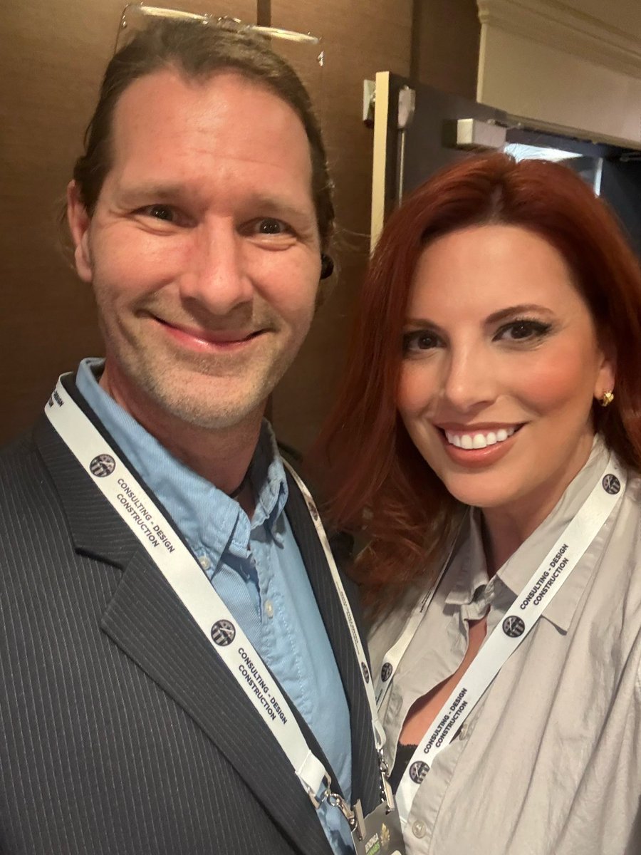 GretchenGailey's tweet image. .@TheDalesReport in the wild at @Benzinga in NJ. Always happy to connect with a viewer and put a face with a name, Jamie Campbell.
$msos #msogang